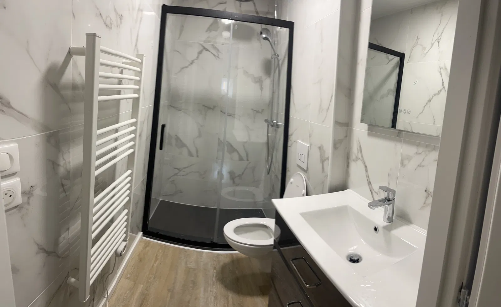 Room Rue Roger Salengro in Lille