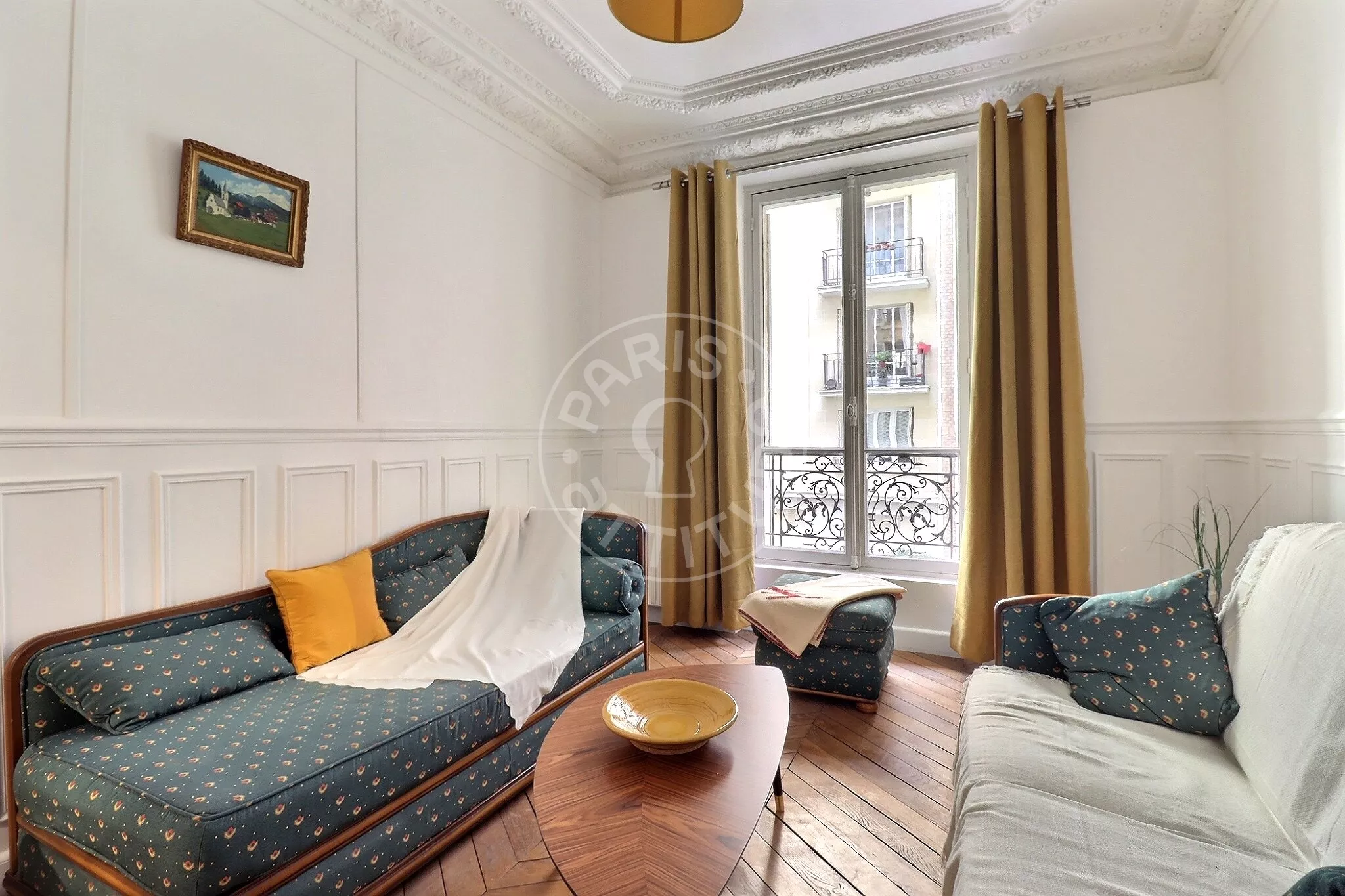 Appartement Rue de Navarre à Paris
