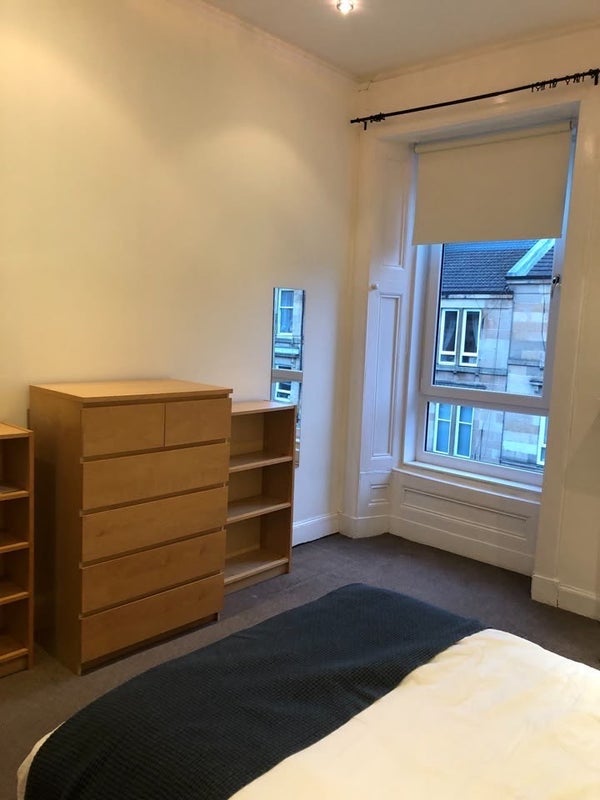 Room Grantley Street in Glasgow
