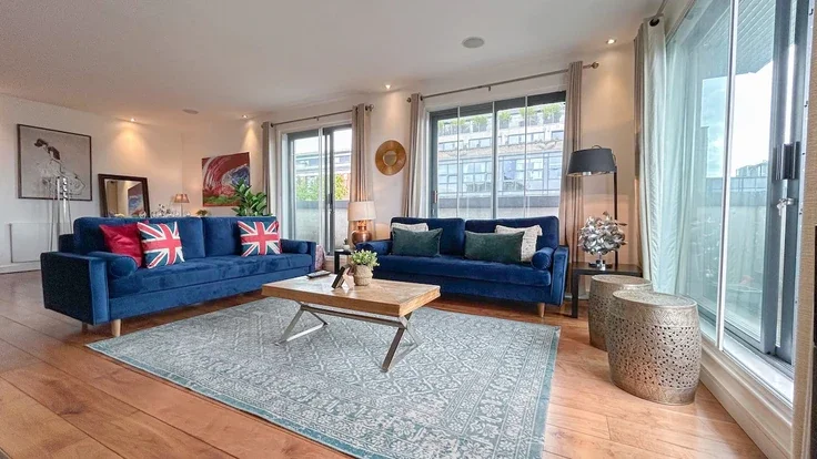 Flat Holford Yard in Greater London