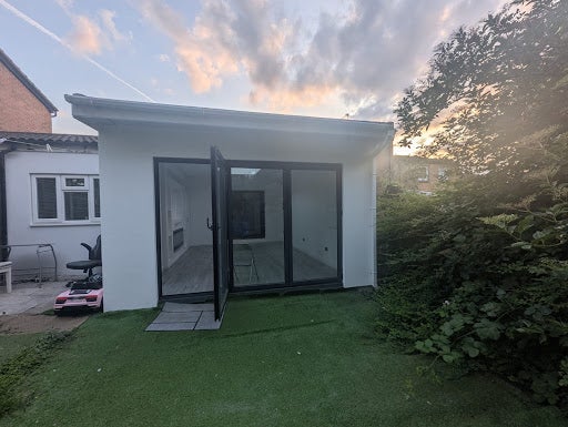 House Water Lane in Purfleet-on-Thames