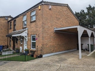 House Water Lane in Purfleet-on-Thames