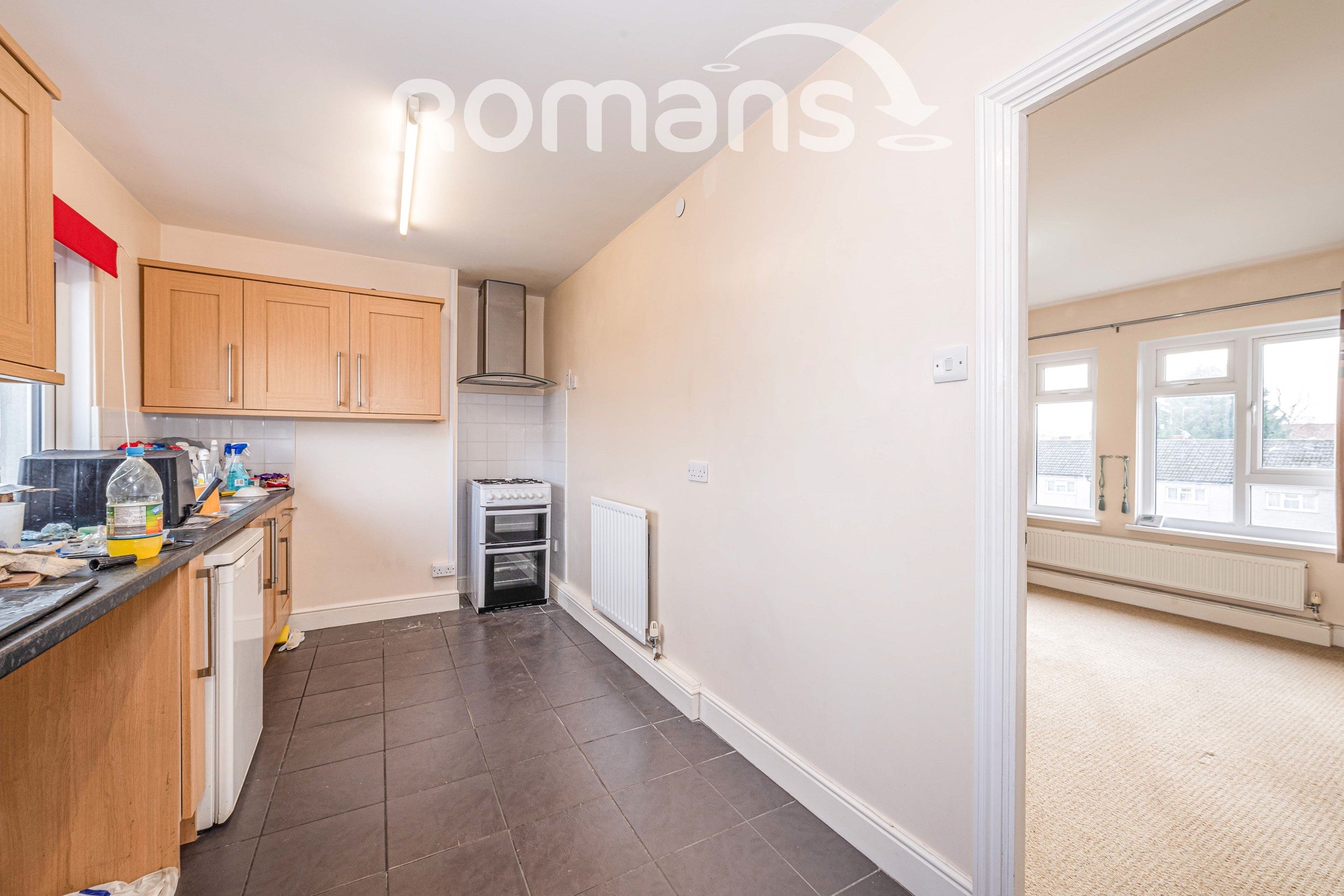 Flat The Meadway in Reading