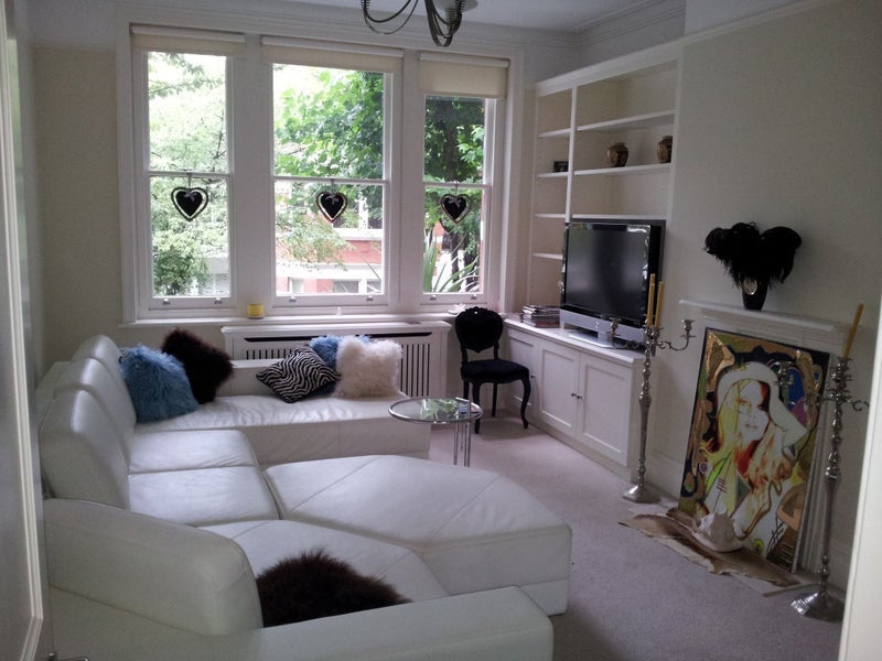 Room Riverview Gardens in Greater London