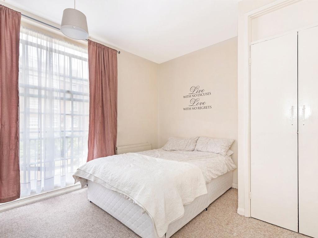 Flat Westbourne Grove in Greater London
