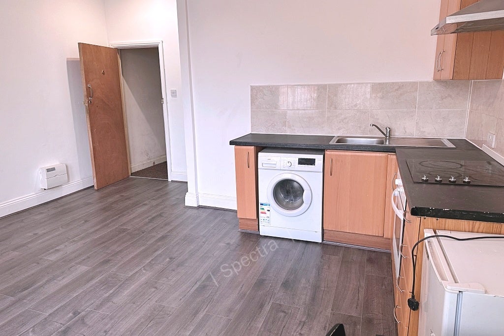 Flat Yardley Road in Birmingham