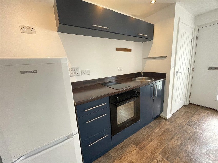 Flat Holme Lane in Selby