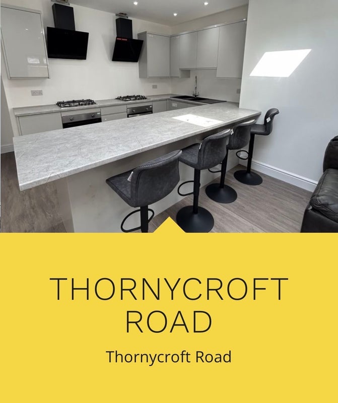 Room Thornycroft Road in Liverpool