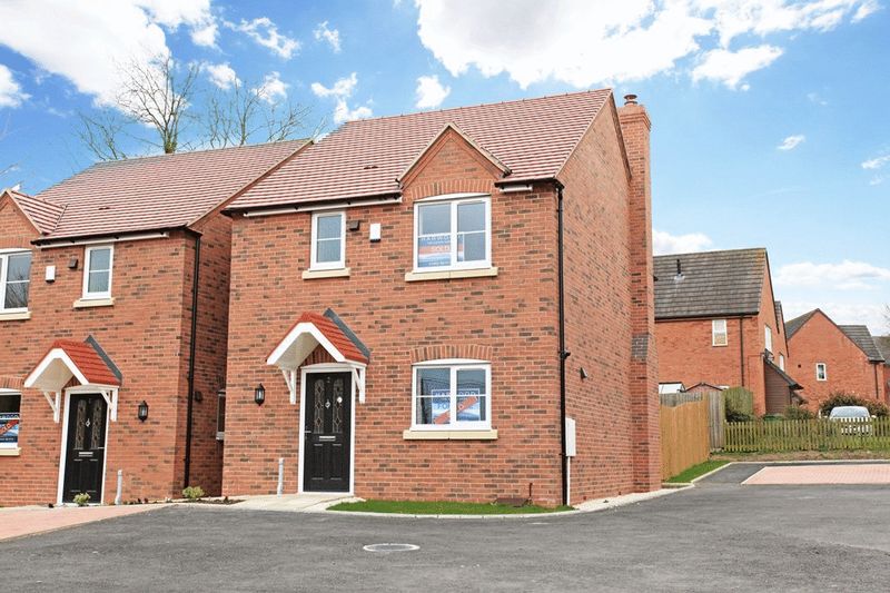 House The Stackyard in Waters Upton