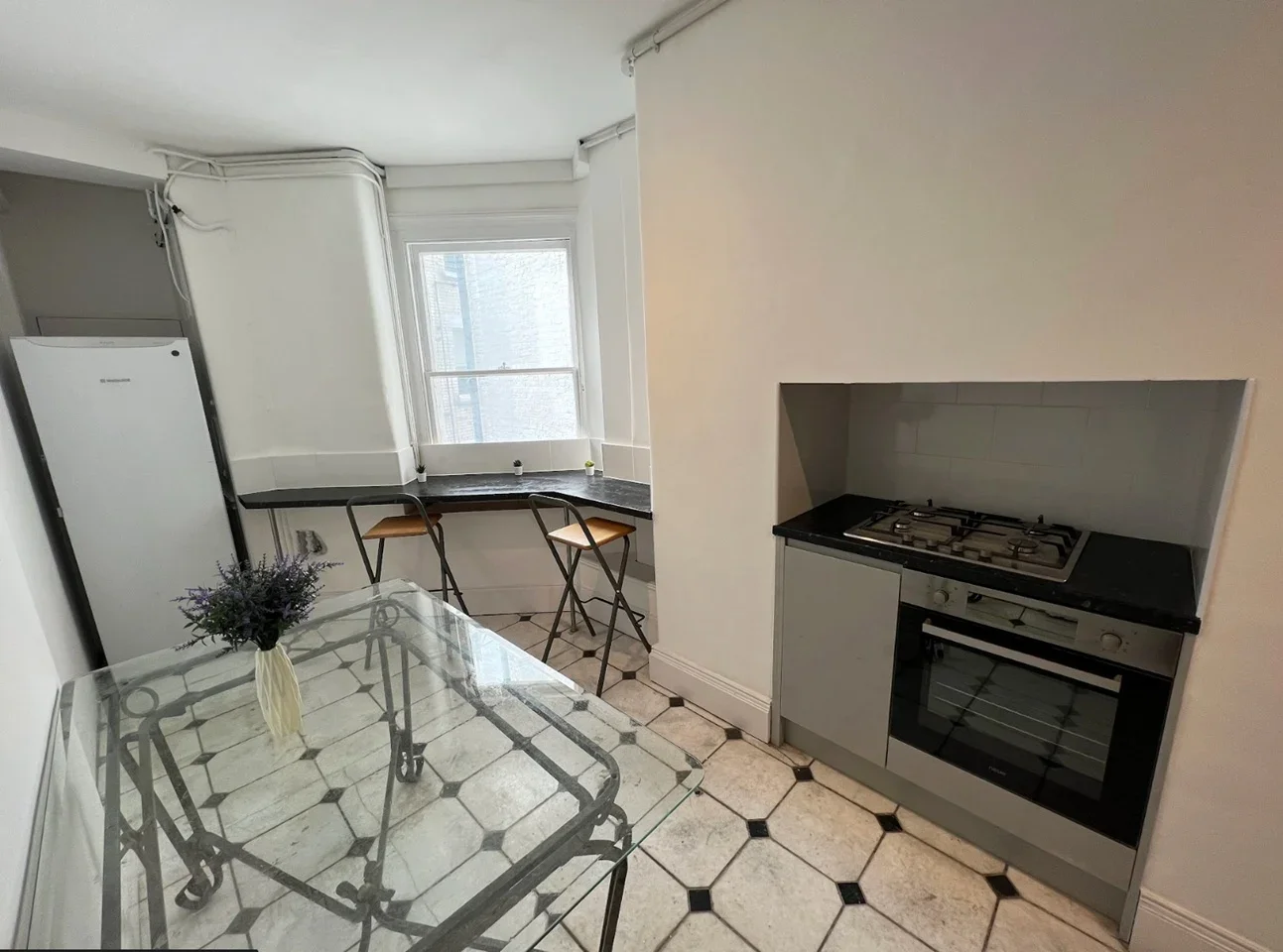 Room Transept Street in City of Westminster