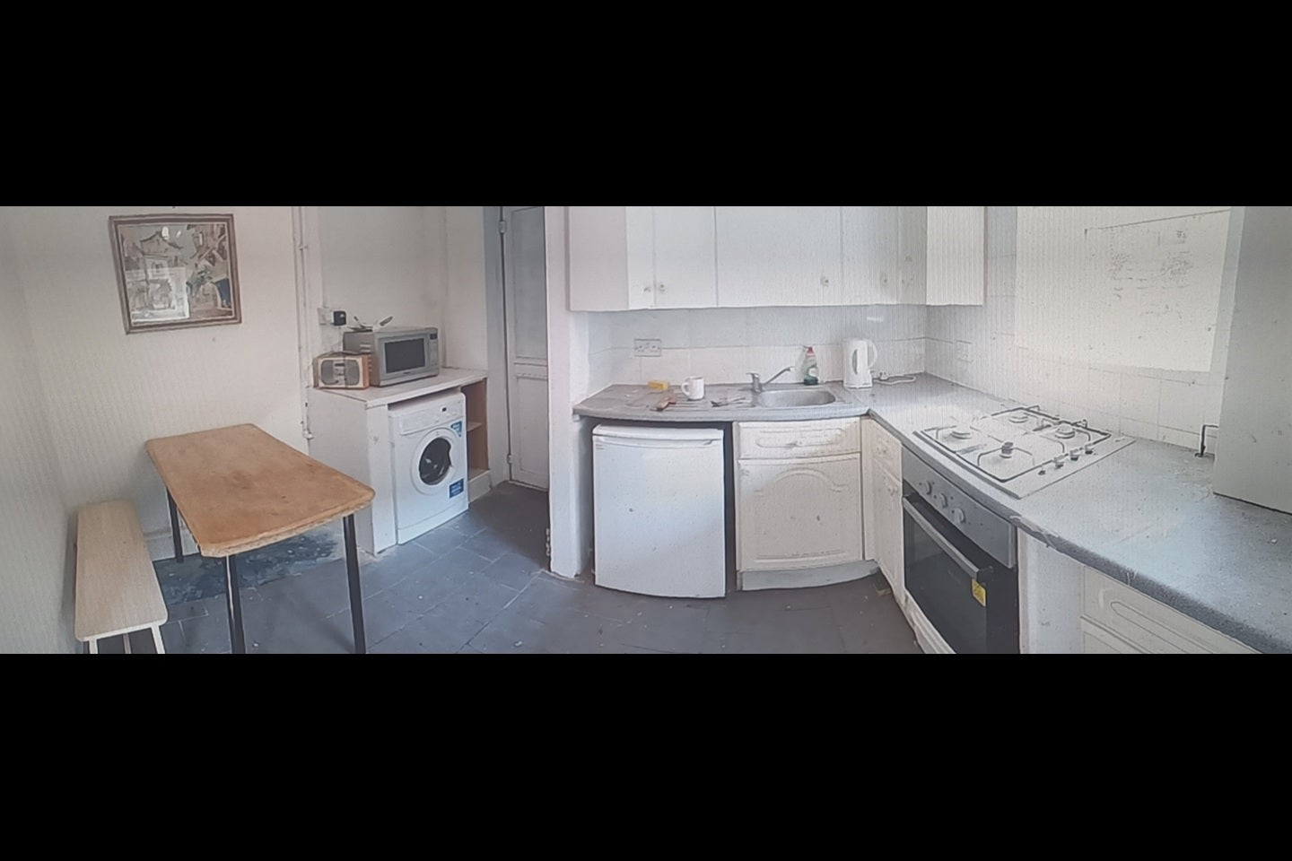 Flat Ravenswood Road in Bristol
