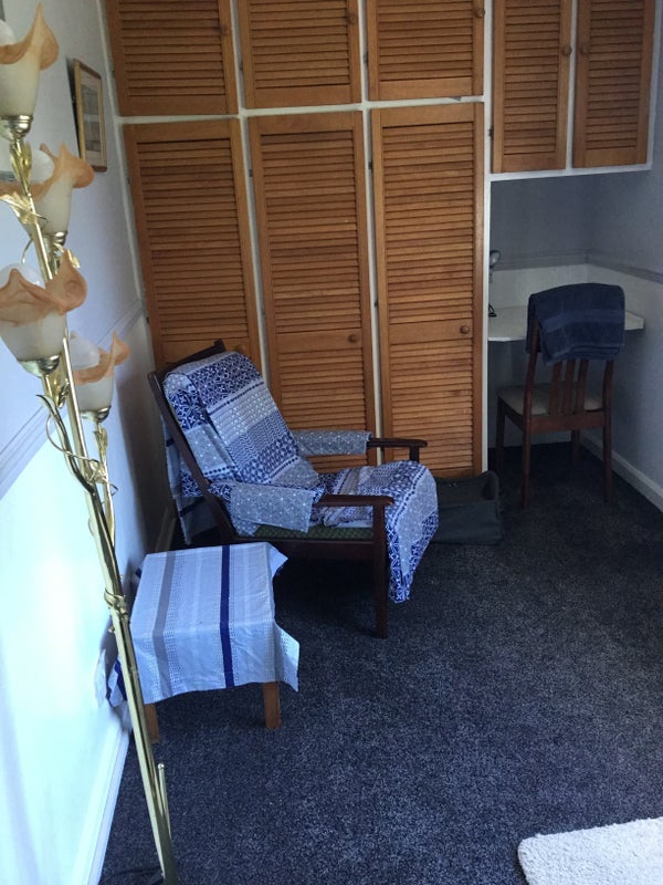 Room Carrfield Avenue in Nottingham