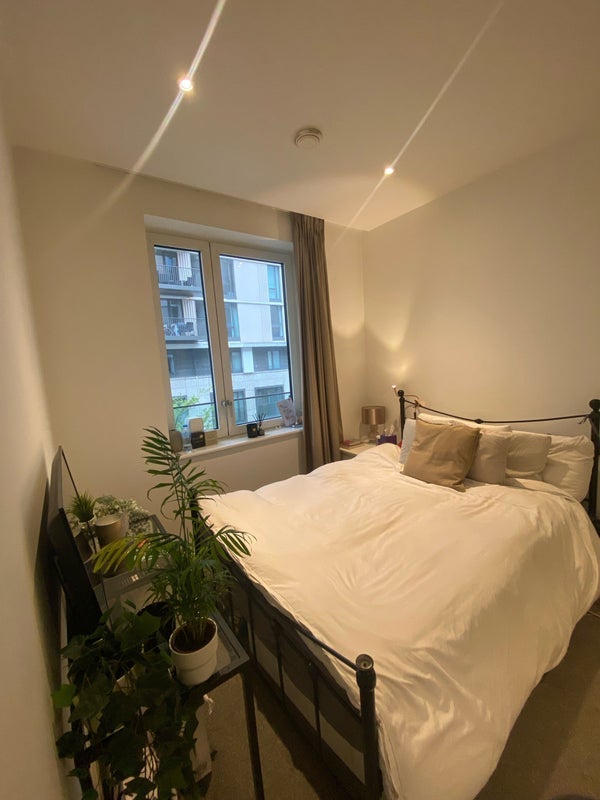 Room Napa Close in Greater London
