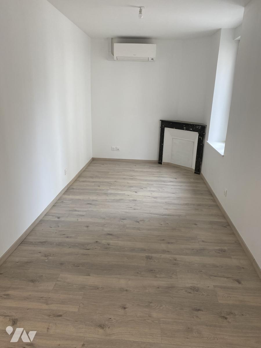 Flat Rue Charles III in Nancy