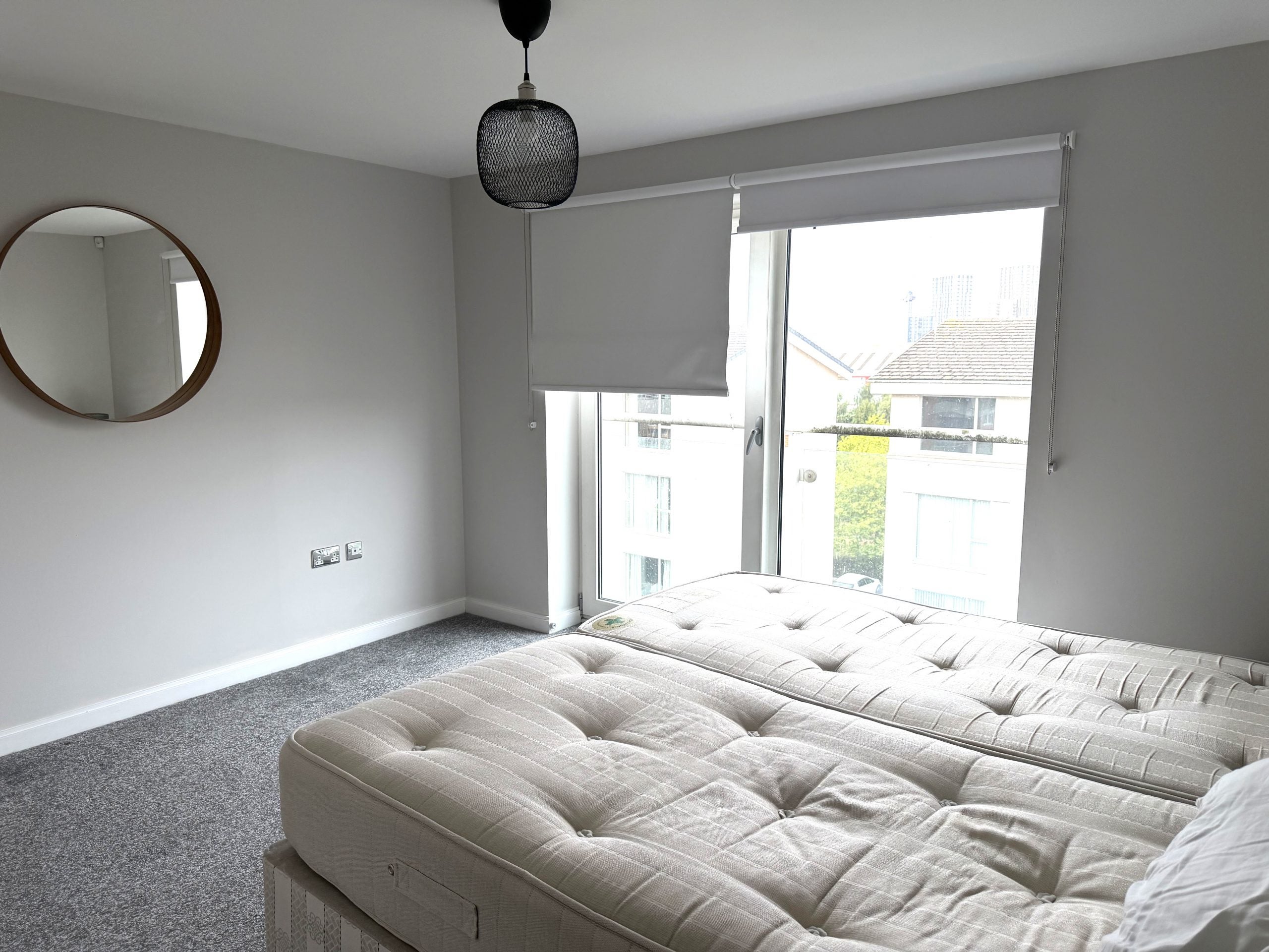 Flat Overstone Court in Cardiff