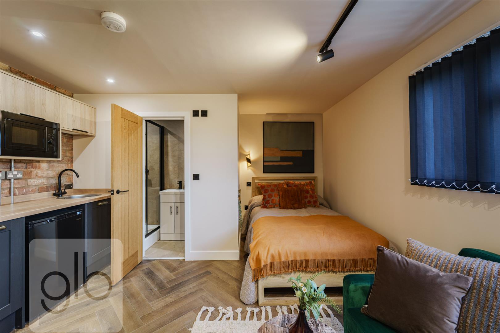 Flat Gulson Road in Coventry