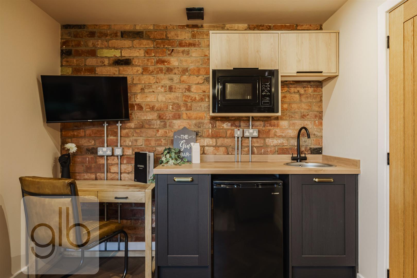 Flat Gulson Road in Coventry