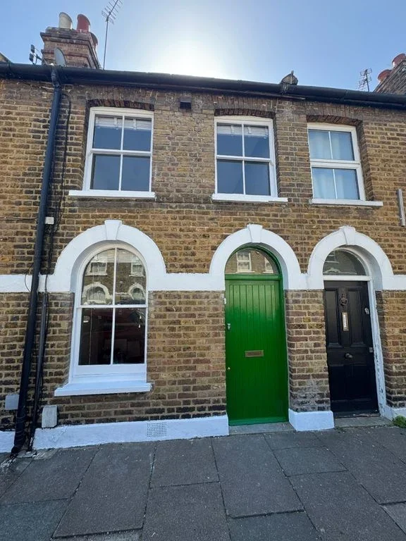 House Mooreland Road in Greater London
