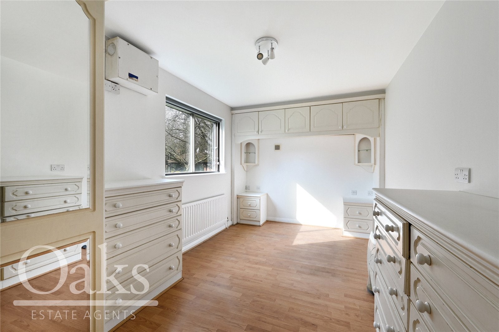 Flat Campion Close in Greater London