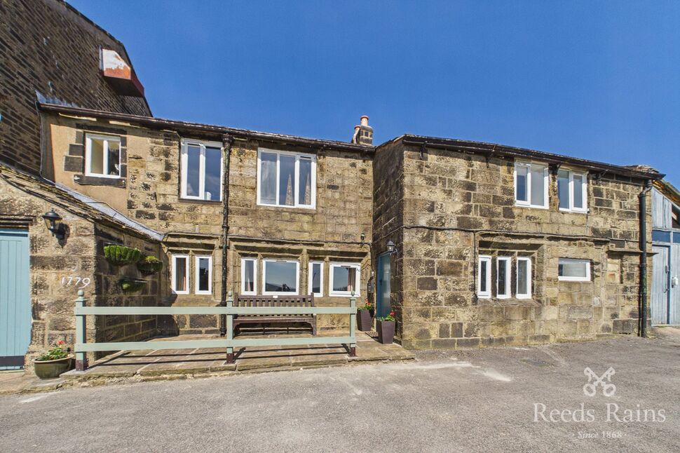 House Wadsworth Lane in Calderdale