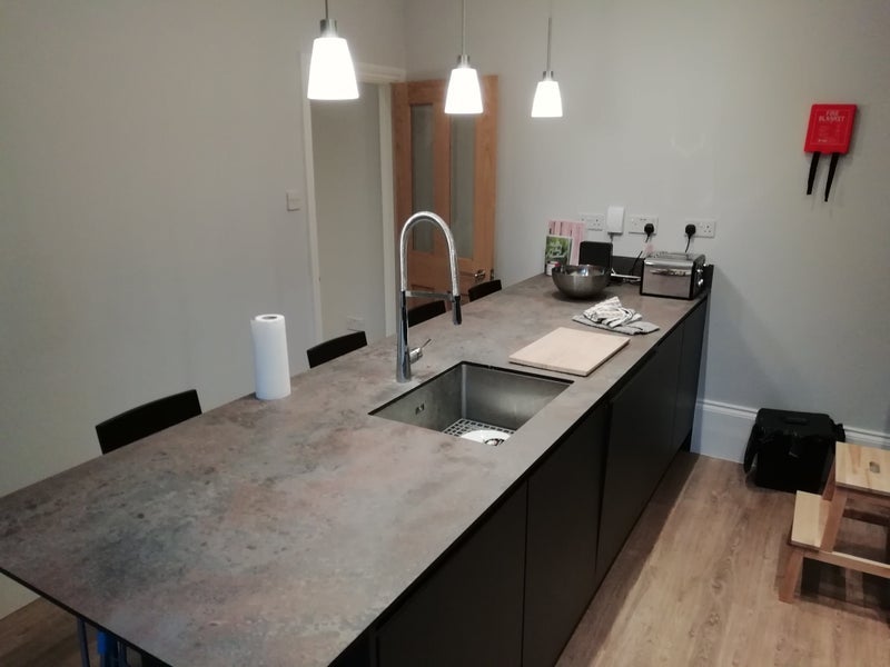 Room Brooke Road in Greater London