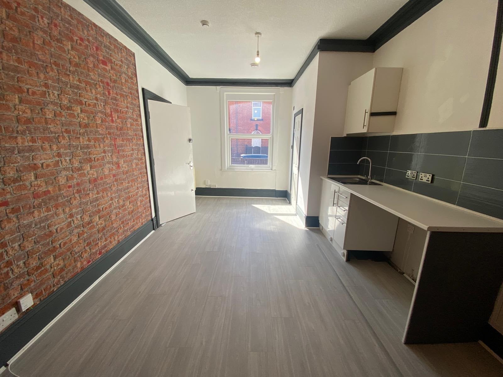 Room Edinburgh Grove in Leeds