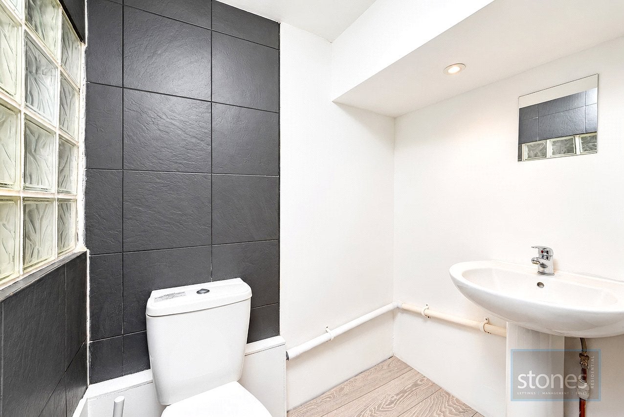 Flat Lisson Grove in City of Westminster