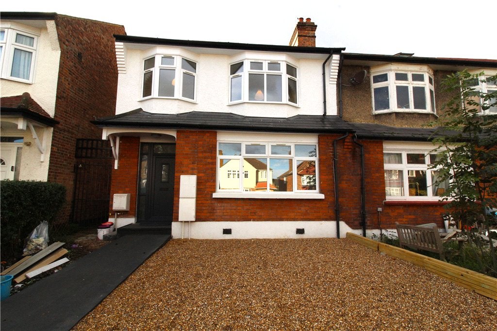House Petworth Road in Greater London