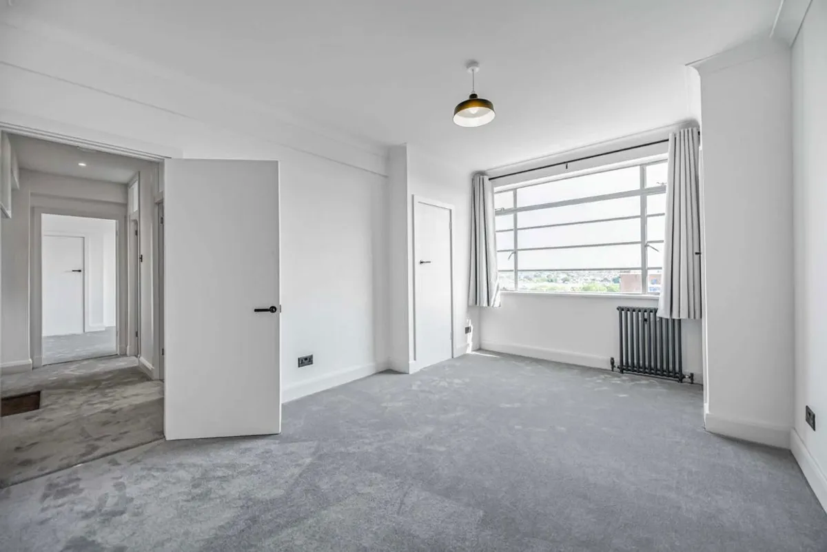 Flat Balham Park Road in Greater London