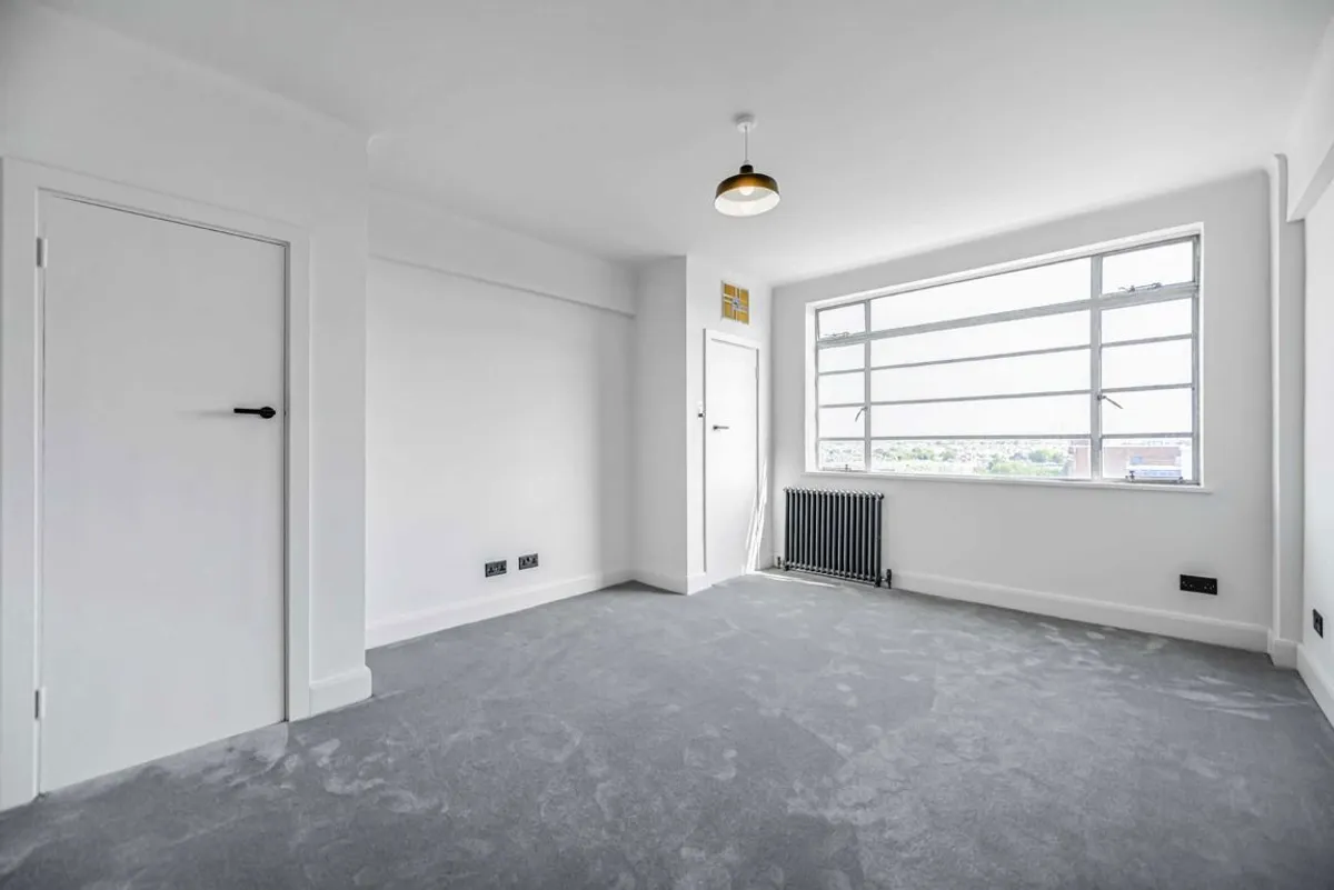 Flat Balham Park Road in Greater London