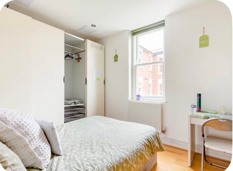 Room Upper Duke Street in Liverpool