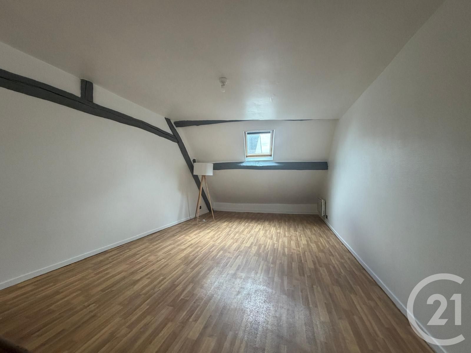 Flat Rue du Général de Gaulle in Dammartin-en-Goële