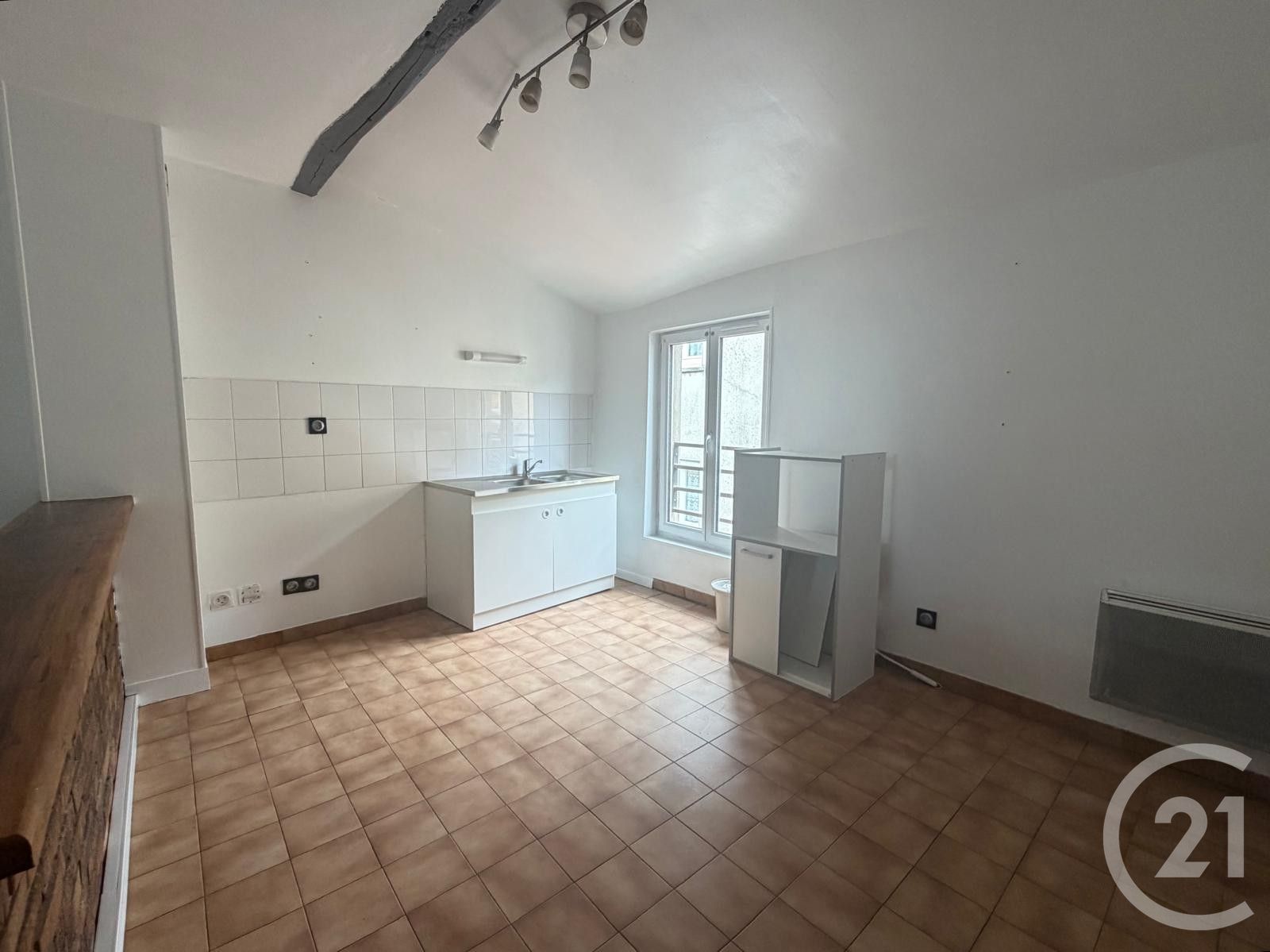 Flat Rue du Général de Gaulle in Dammartin-en-Goële