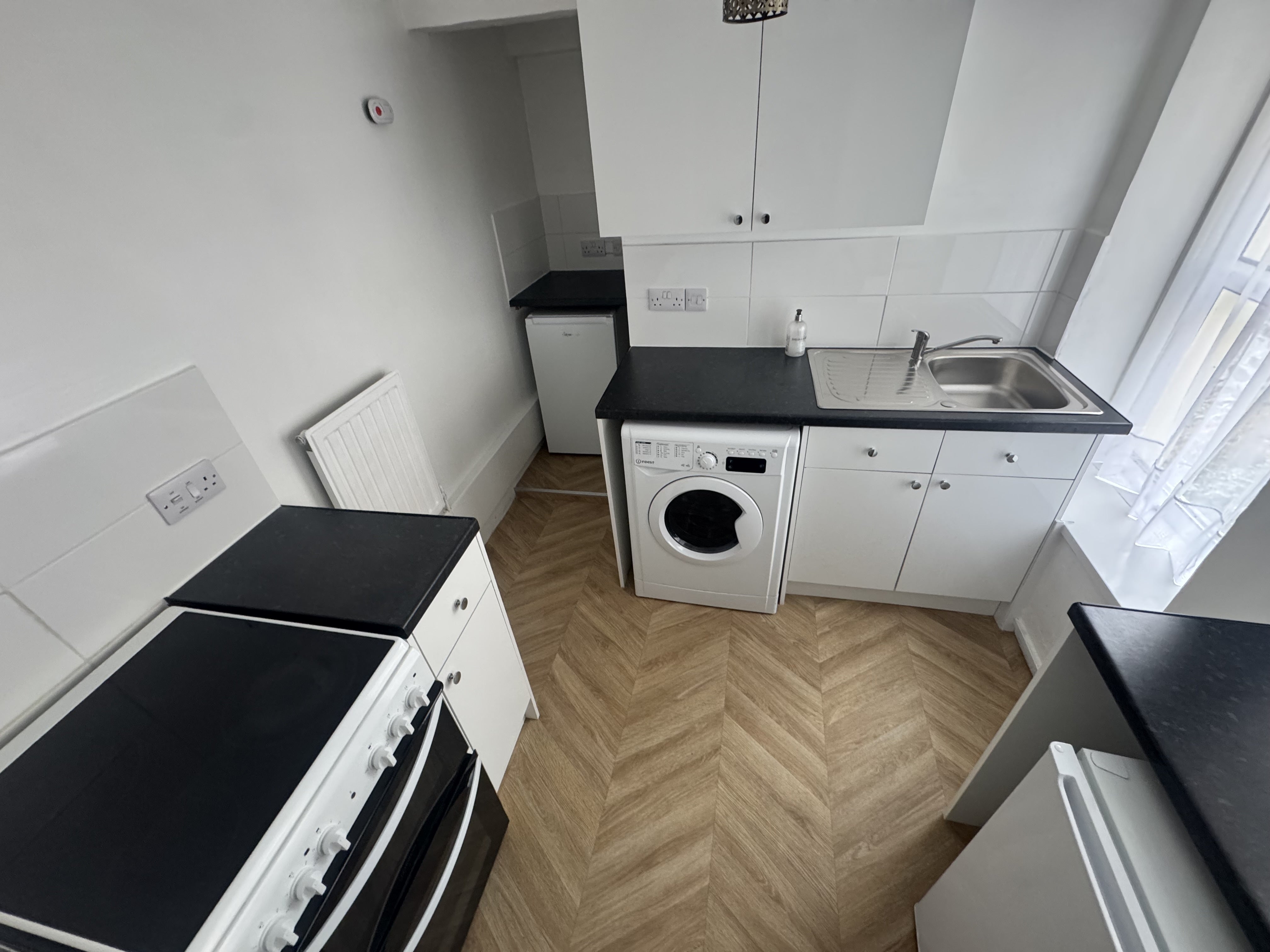 Flat Holkham Lane in Plymouth