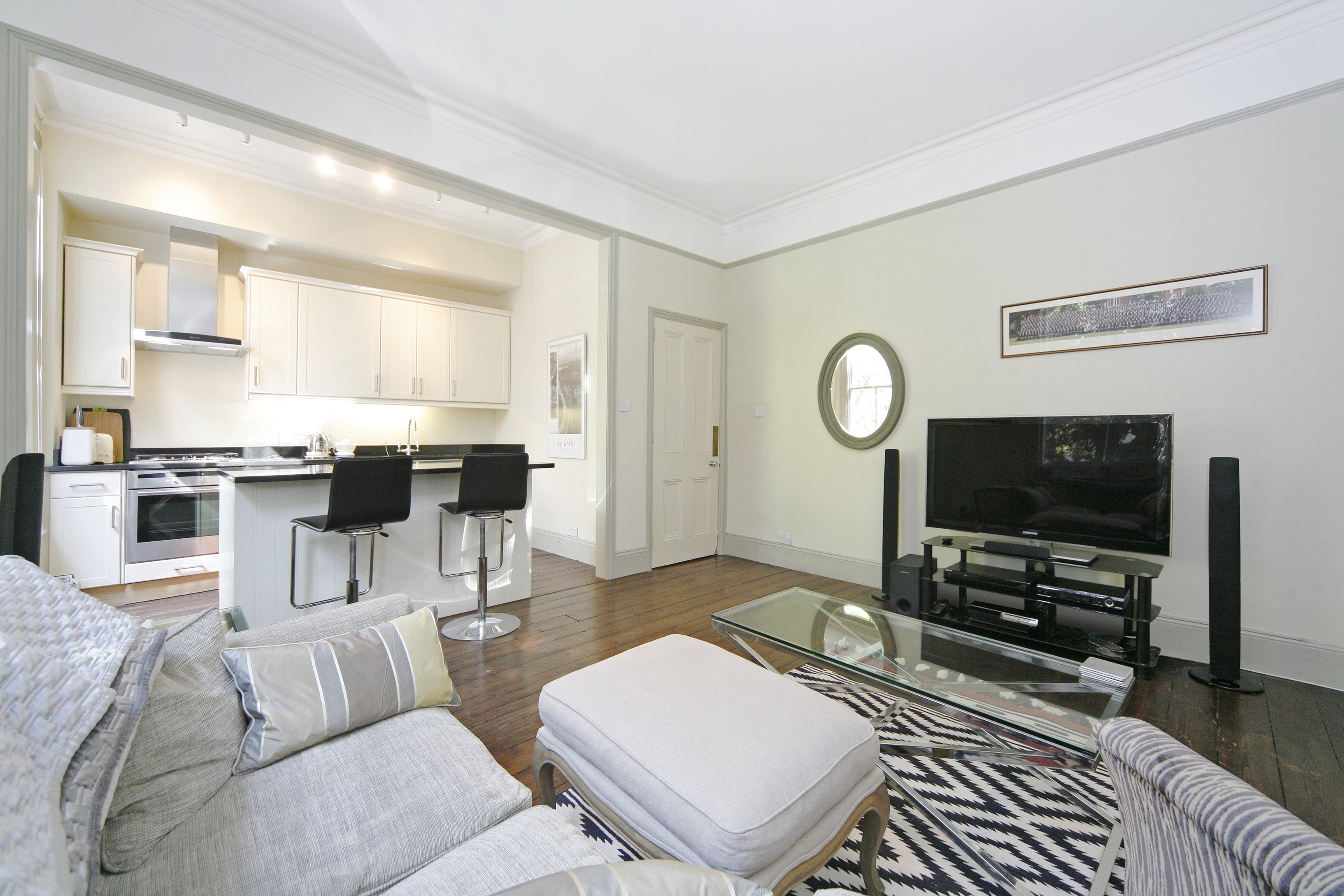 Flat Cambridge Gardens in Greater London
