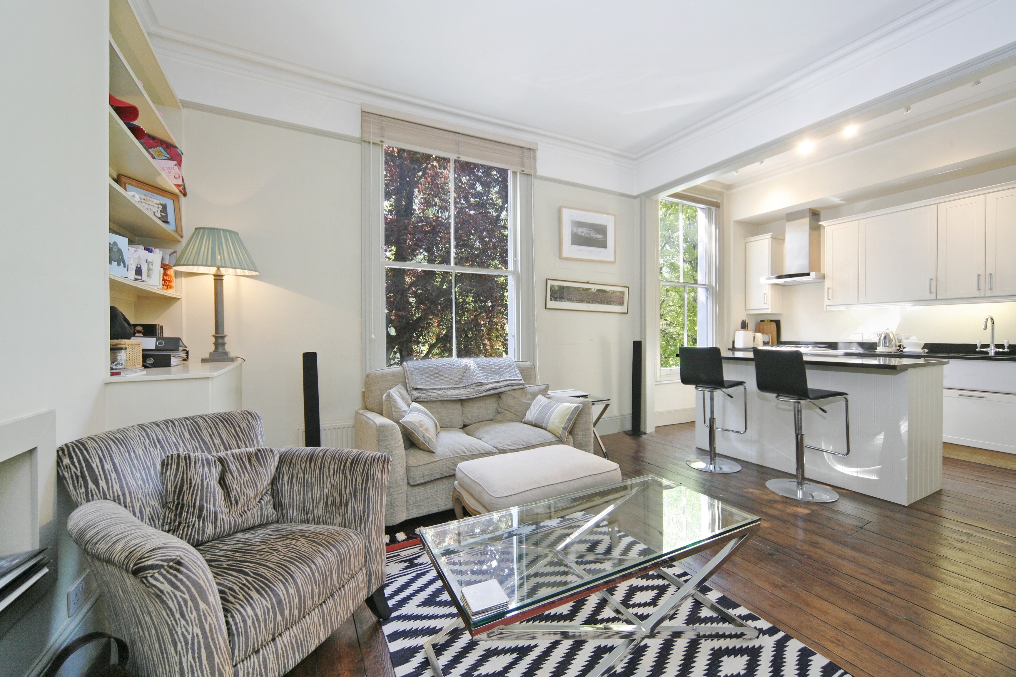 Flat Cambridge Gardens in Greater London