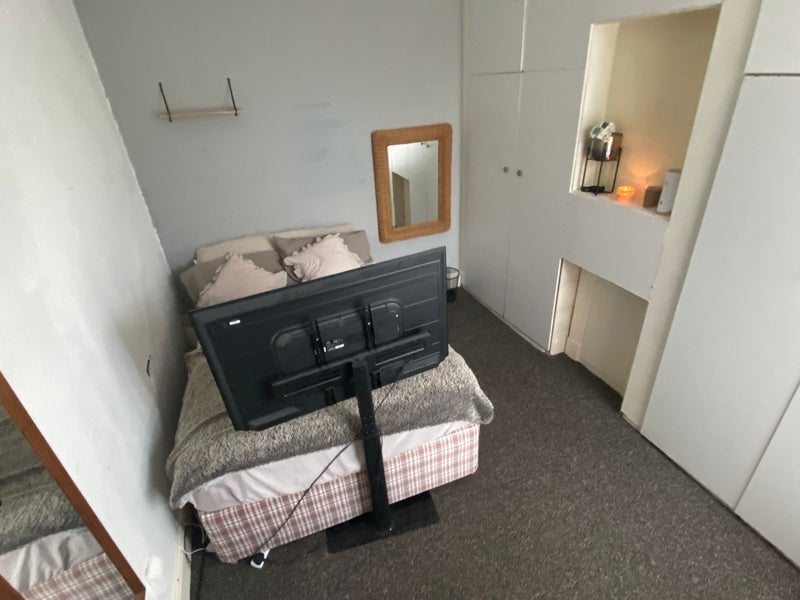 Room Ransfield Road in Manchester
