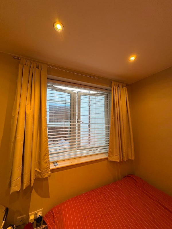 Room Ridgmount Road in Greater London