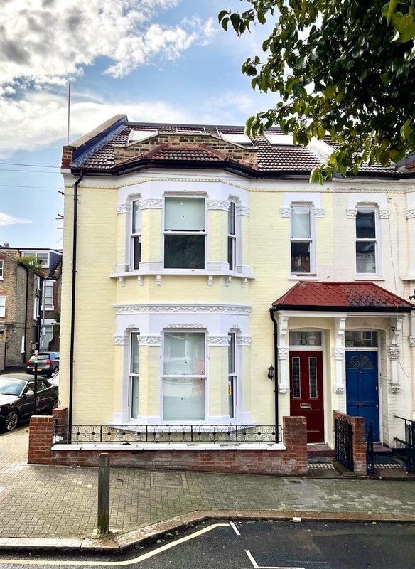 Room Herndon Road in Greater London