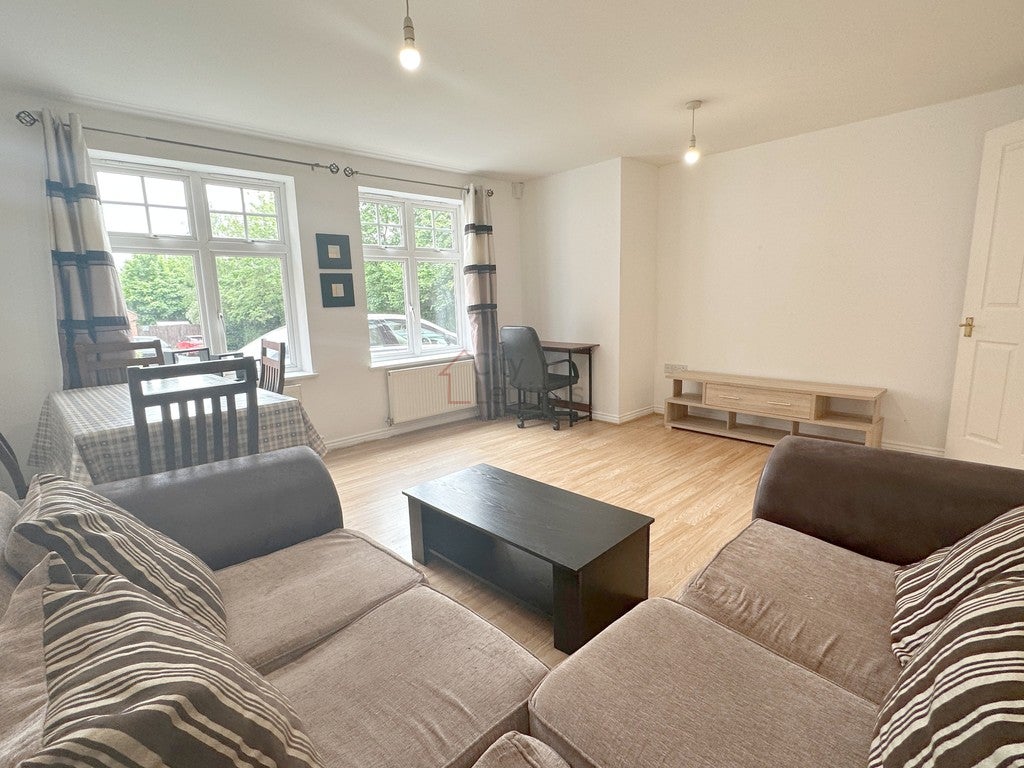 Flat Perry Road in Nottingham