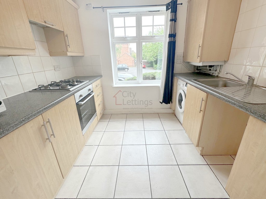 Flat Perry Road in Nottingham