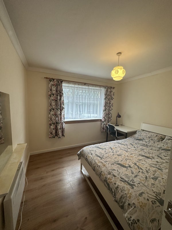 Flat John Knox Street in Glasgow