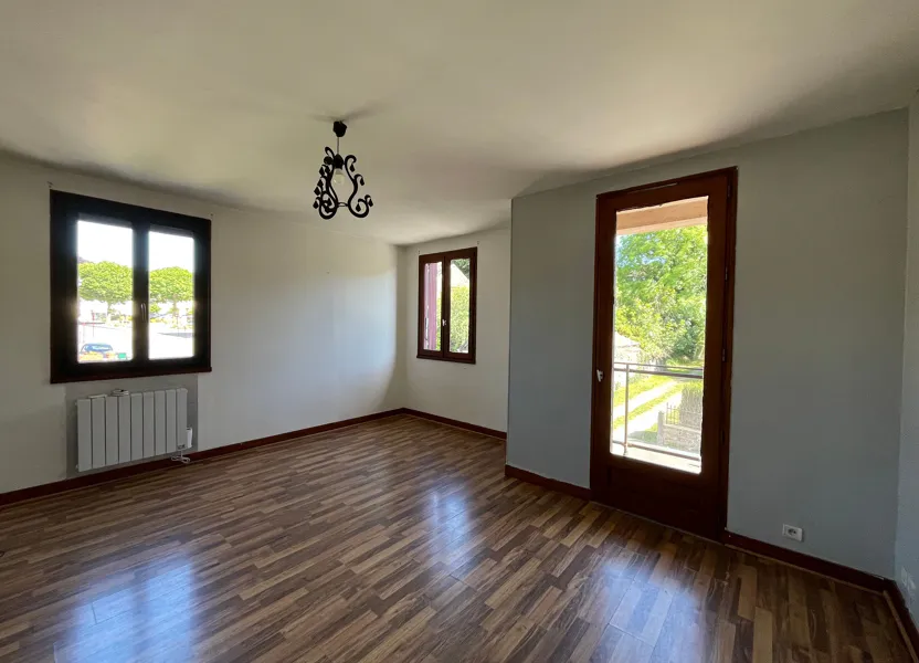 Flat Rue de l'Aiguillette in Saint-Yrieix-la-Perche