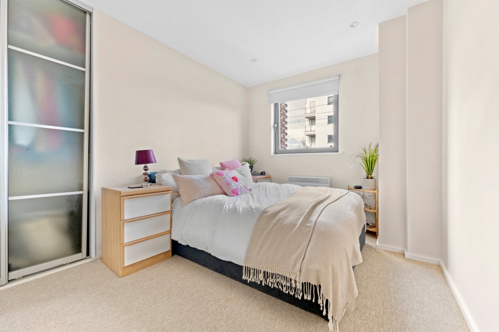 Flat Devonport Street in Greater London