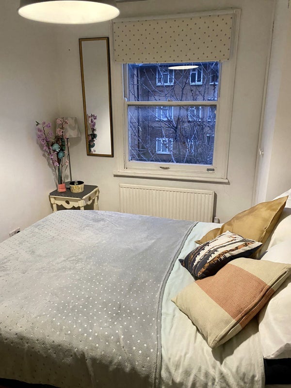 Room Minford Gardens in Greater London