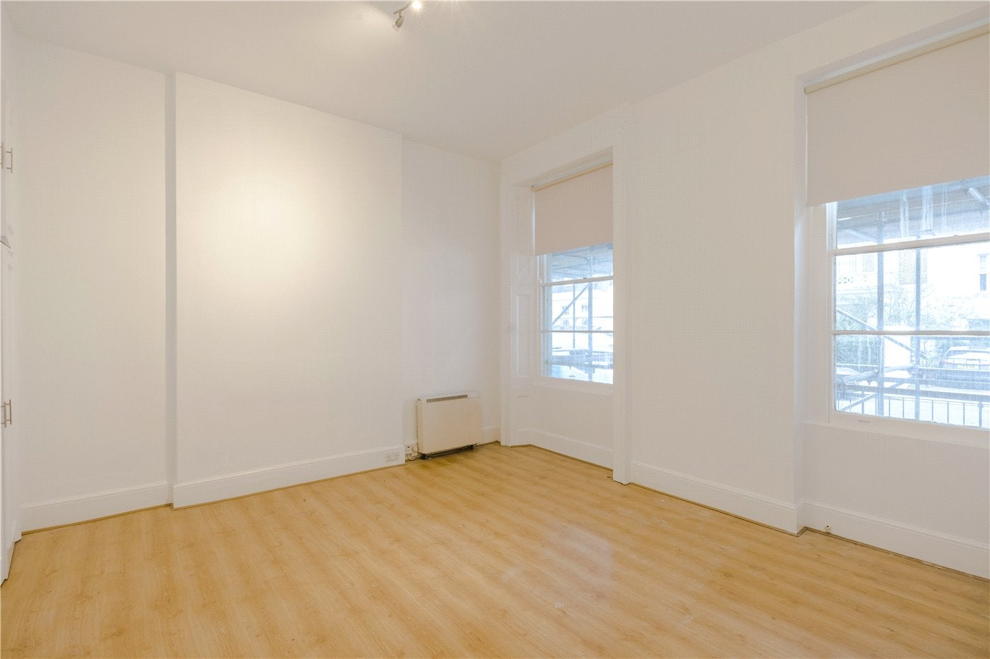 Flat Craven Hill in City of Westminster