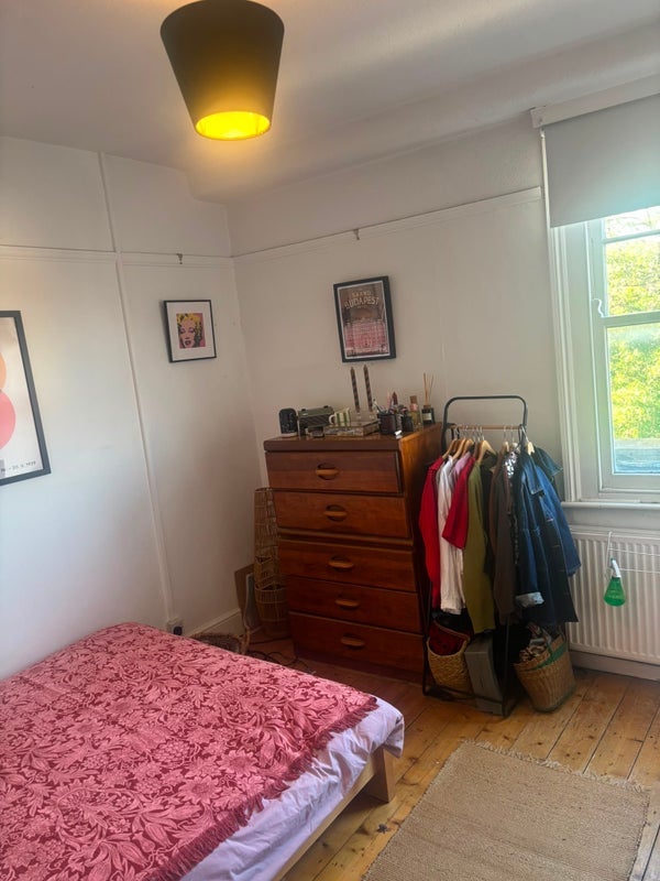 Room Laura Place in Greater London