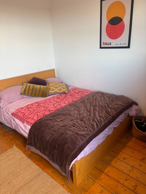 Room Laura Place in Greater London