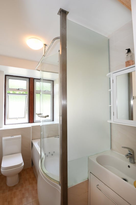 Room Alwyne Square in Greater London