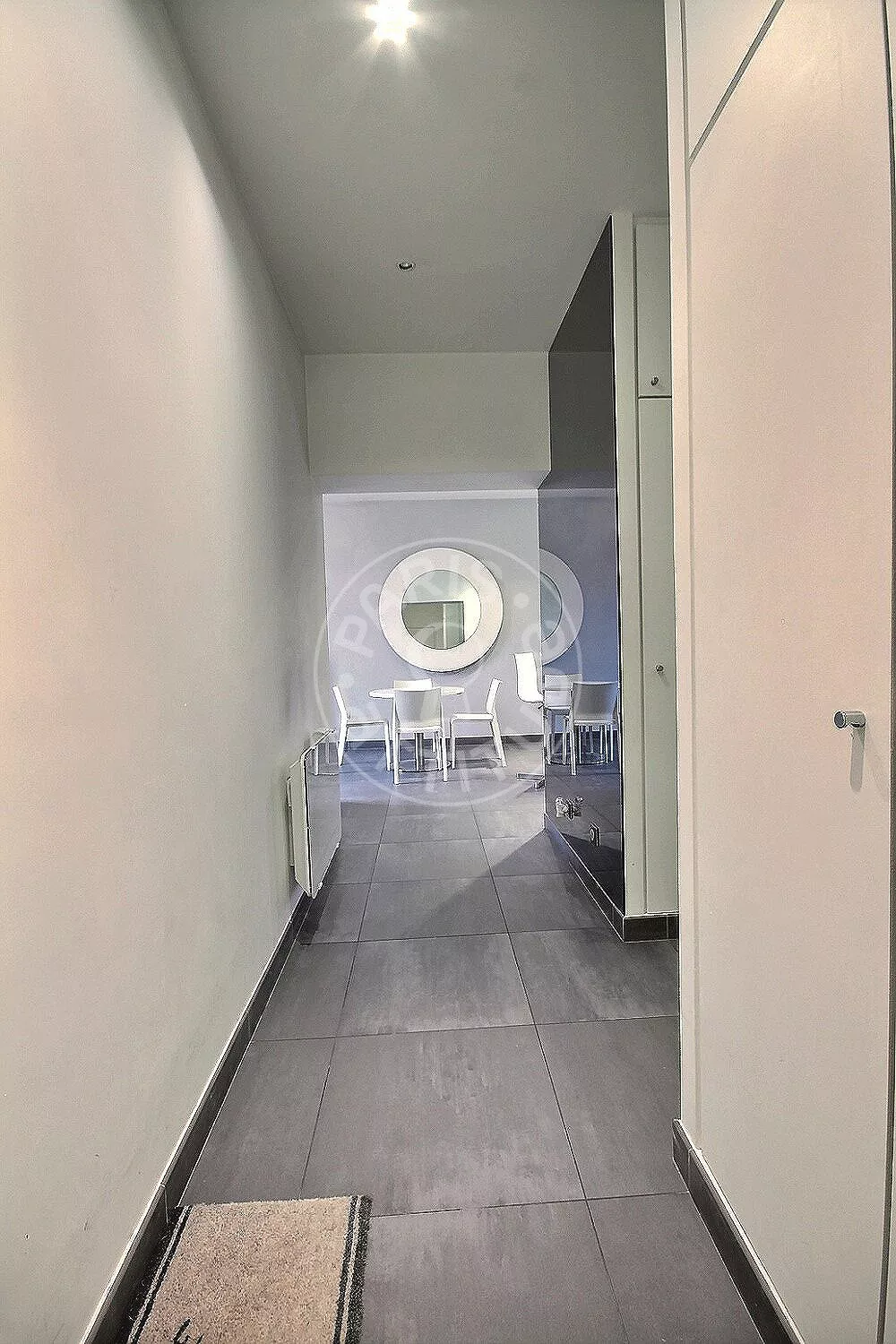 Appartement Rue La Boétie à Paris
